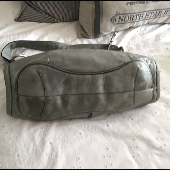 B makowsky leather crossbody. -5 - Picture 3 of 6